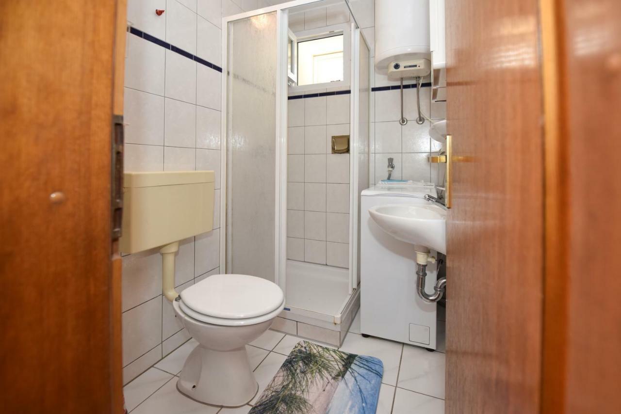 Apartment Tinateo, Gajac Novalja Exterior foto